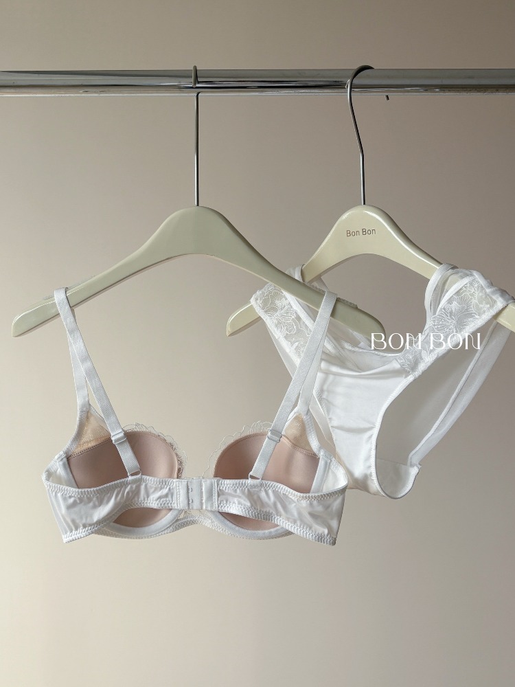 Full Coverage Bra - ชุดชั้นในเซ็กซี่ปักลายลูกไม้ฝรั่งเศสแบบดันทรง ยกกระชับ เก็บทรง ครอบคลุมเต็มที่ สวมใส่สบาย สำหรับผู้หญิงหน้าอกใหญ่