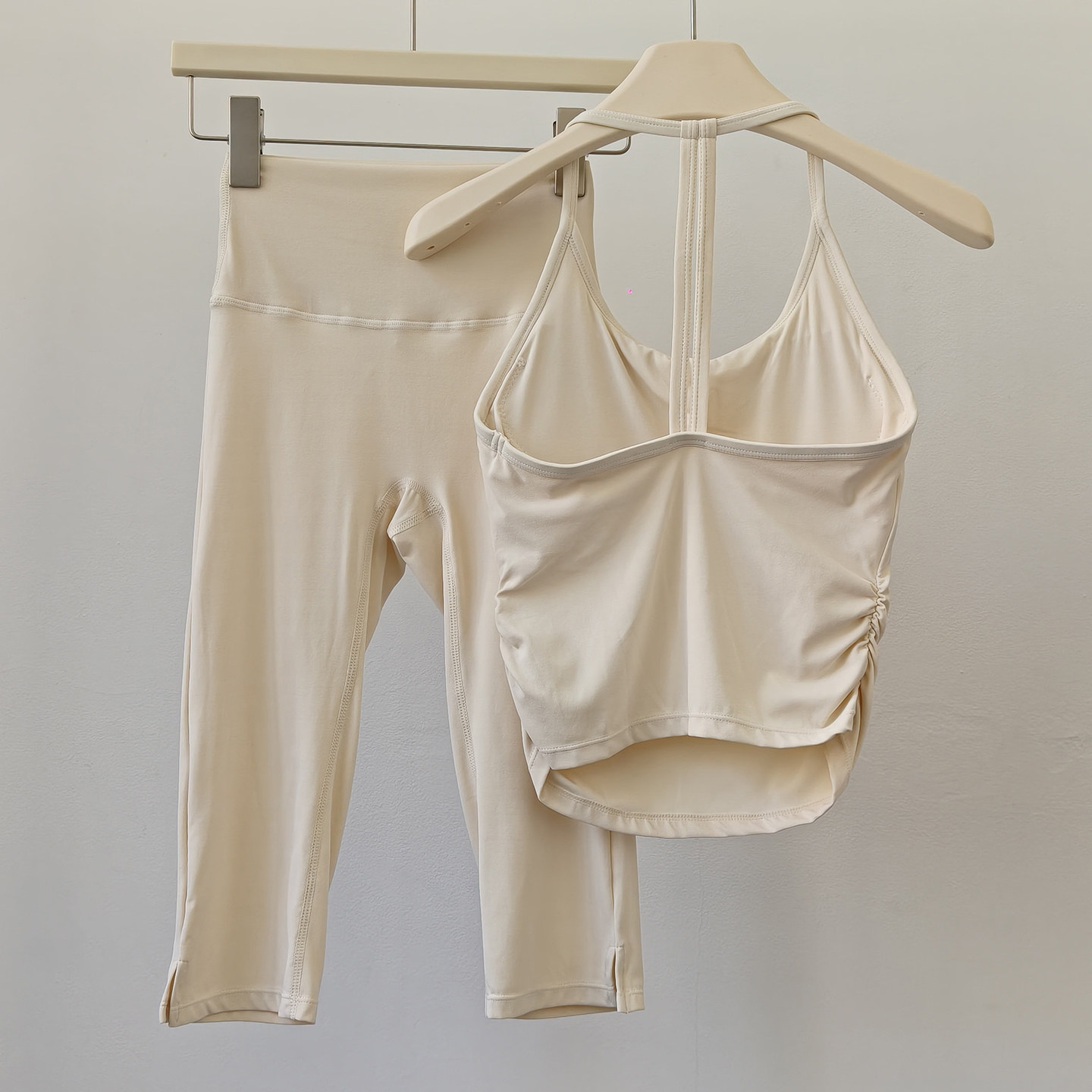ชุดโยคะแบบสลิมฟิต เสื้อกล้ามเส - Underwire Bra Padded บทวิจารณ์และราคา